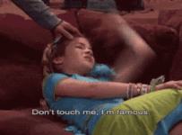 dramaqueen-icarly.gif