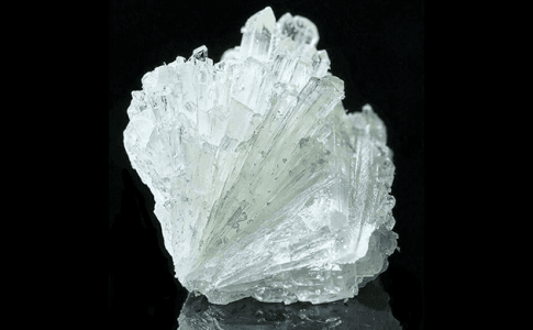 Crystalline конопли - кристаллы каннабиса Crystalline конопли - кристаллы каннабиса